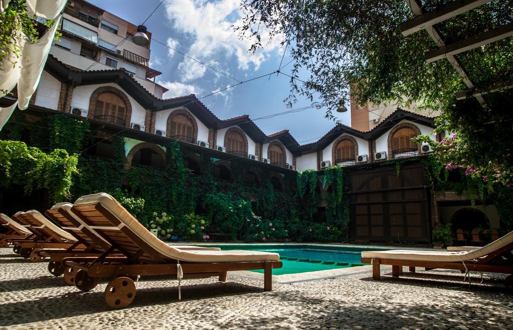Hotel Restaurant Bujtina E Gjelit Τίρανα Εξωτερικό φωτογραφία
