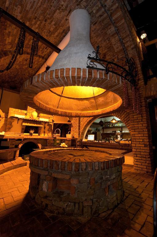 Hotel Restaurant Bujtina E Gjelit Τίρανα Εξωτερικό φωτογραφία