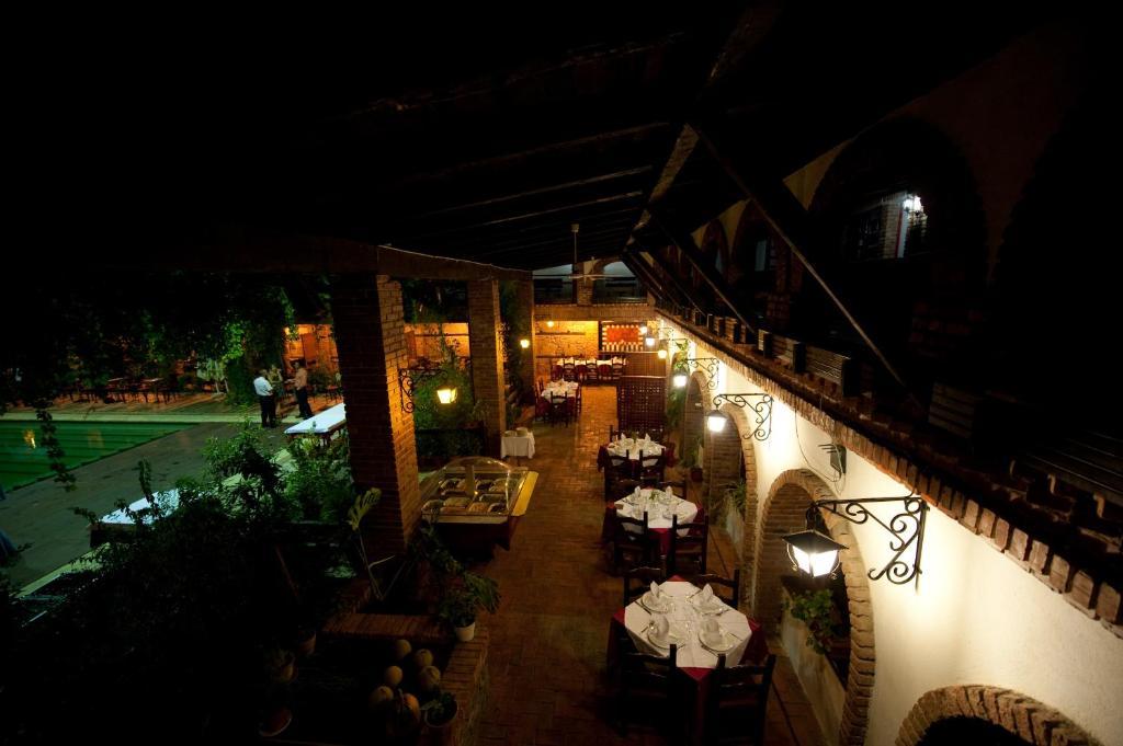 Hotel Restaurant Bujtina E Gjelit Τίρανα Εξωτερικό φωτογραφία