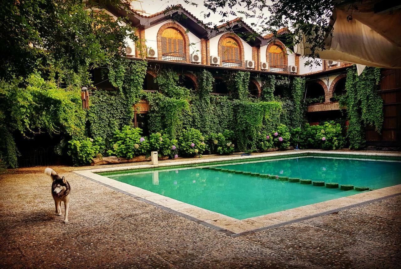 Hotel Restaurant Bujtina E Gjelit Τίρανα Εξωτερικό φωτογραφία
