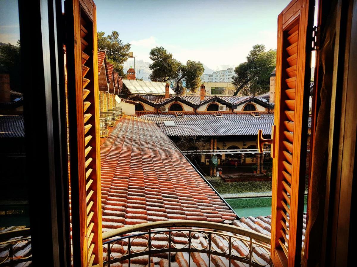 Hotel Restaurant Bujtina E Gjelit Τίρανα Εξωτερικό φωτογραφία